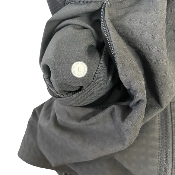 Lululemon Cold Terrain Fleece Vest Mens Large Gray Gorpcore Performance Training - Picture 12 of 15